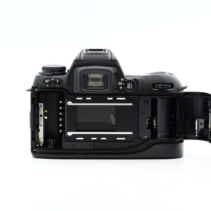 Nikon F80D ダブルズームセット フィルムカメラ ニコン Fマウント