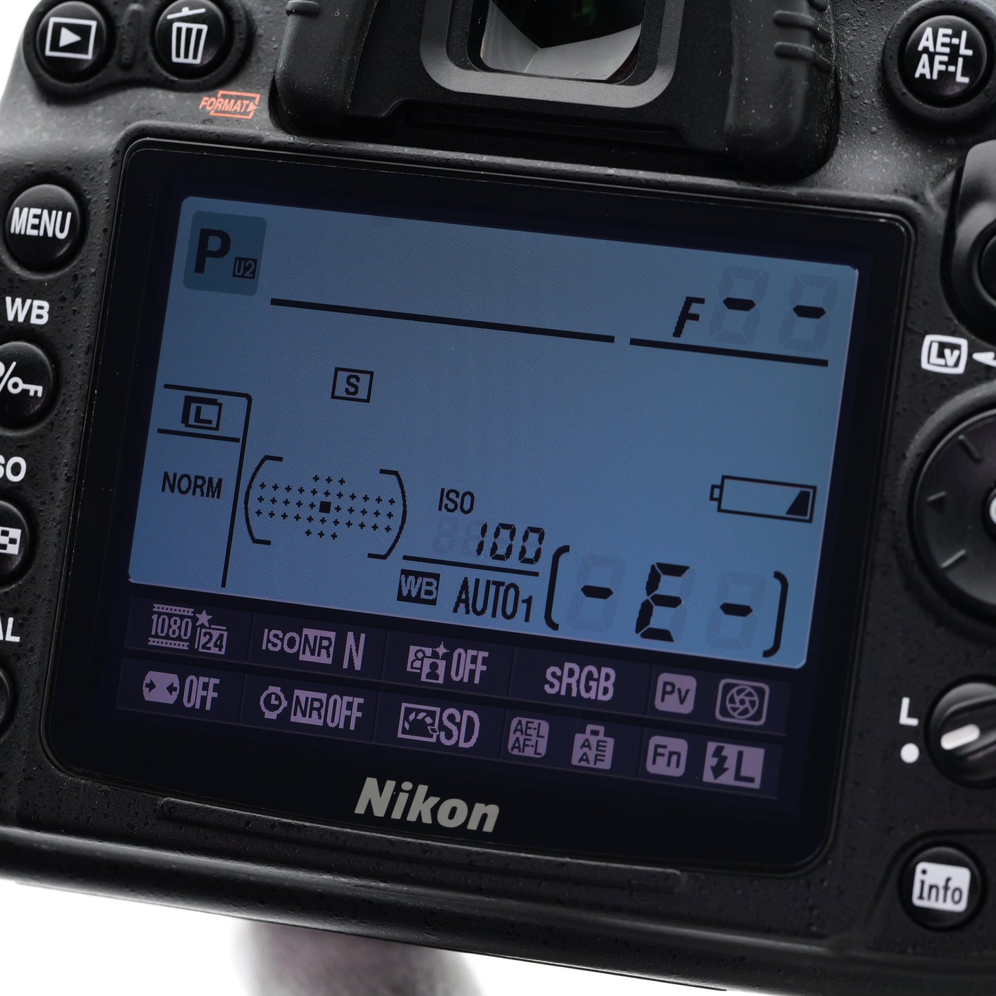 Nikon D7000 デジタル一眼レフ ニコン Fマウント