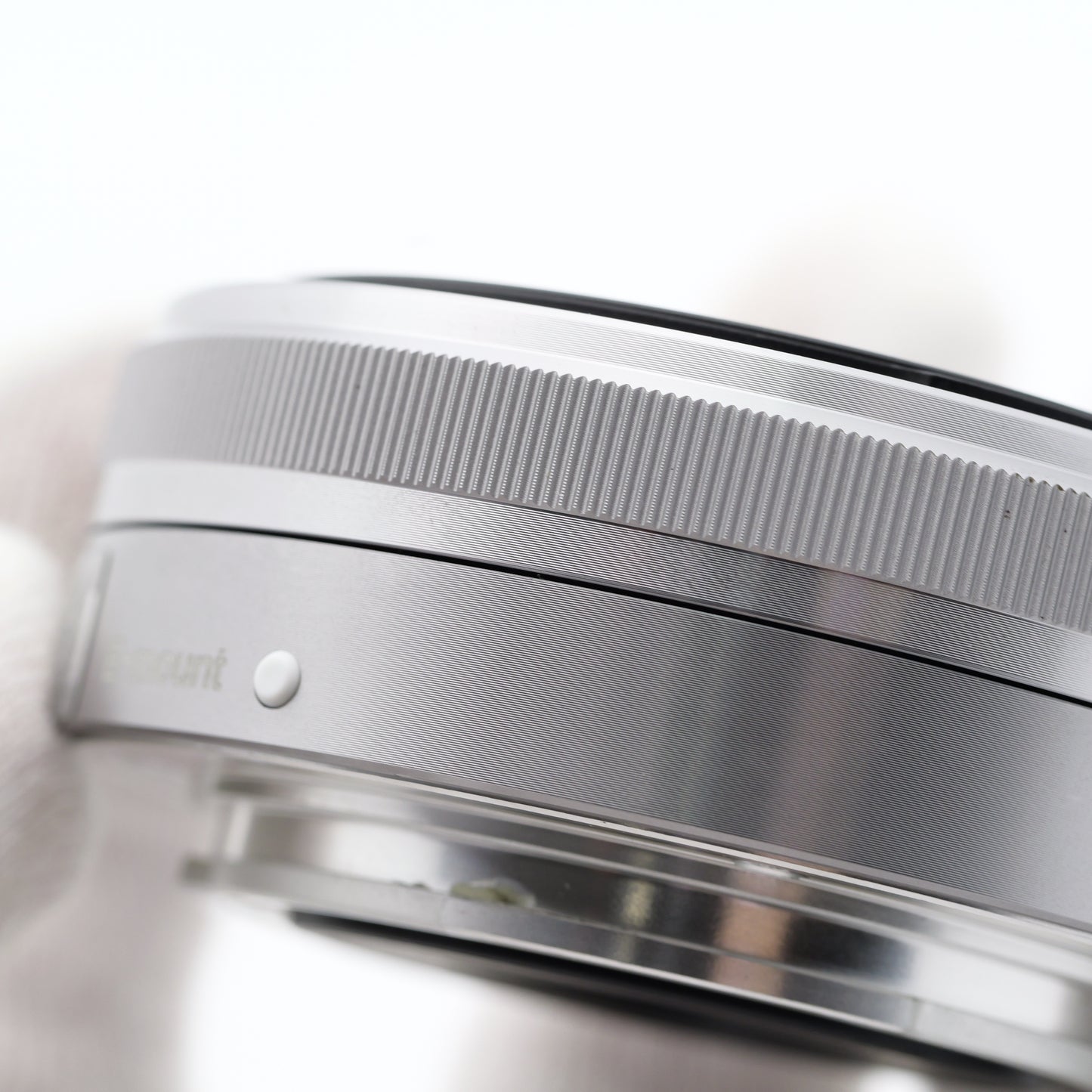 SONY E 16mm F2.8 SEL16F28 レンズ ソニー Eマウント