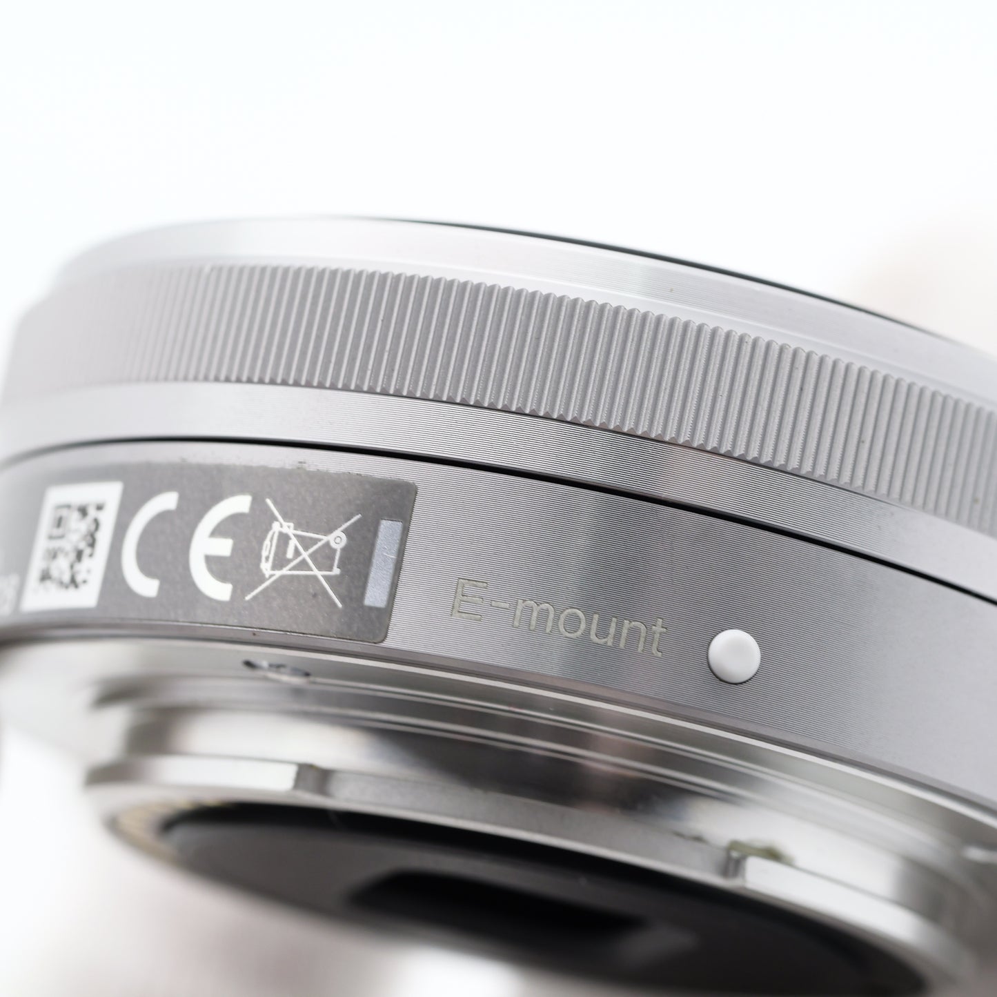 SONY E 16mm F2.8 SEL16F28 レンズ ソニー Eマウント
