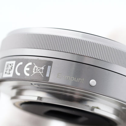 SONY E 16mm F2.8 SEL16F28 レンズ ソニー Eマウント