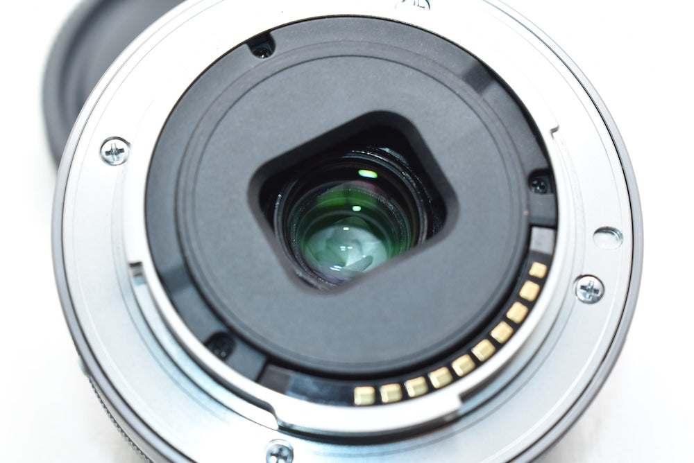 SONY E 16mm F2.8 SEL16F28 レンズ ソニー Eマウント