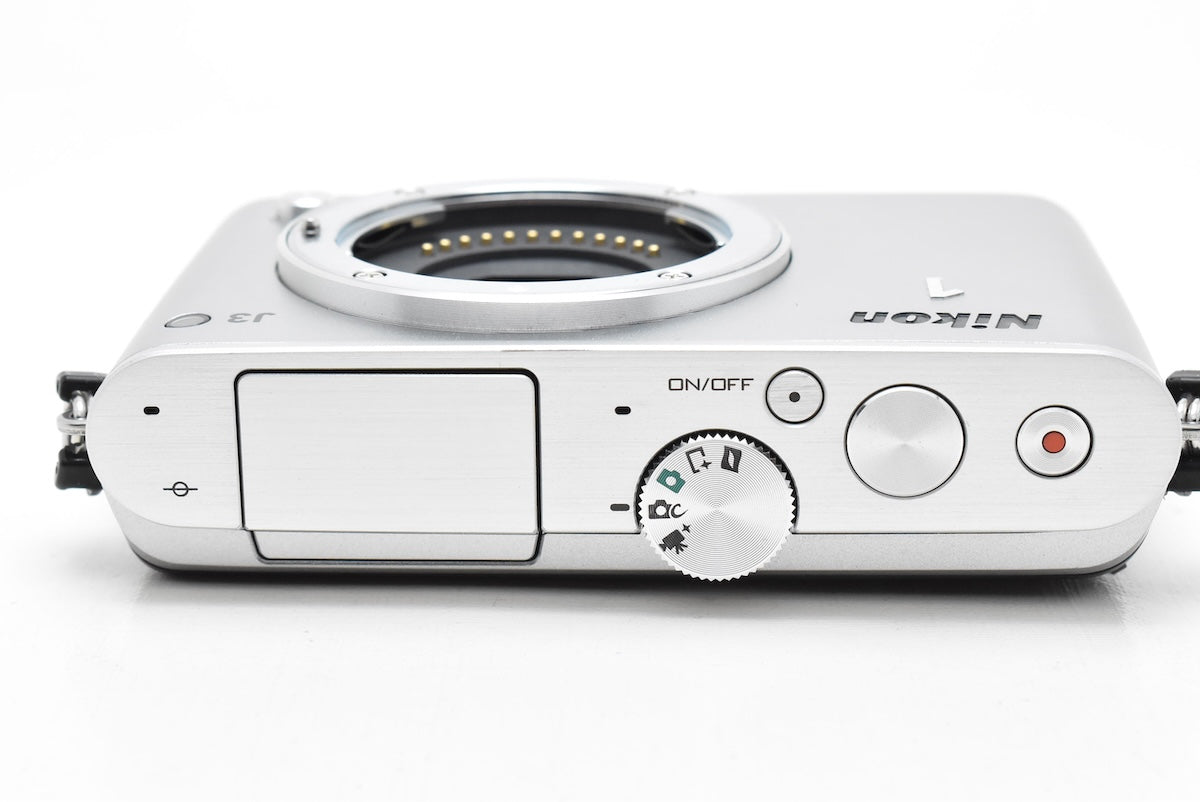 Nikon 1 J3 ミラーレス一眼 ニコン1マウント