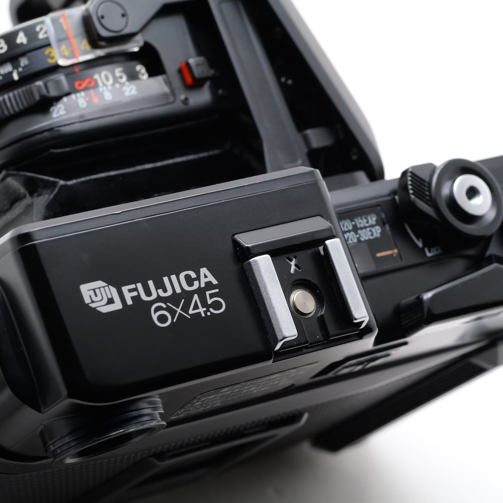 FUJIFILM GS645 Professional フィルムカメラ フジフィルム