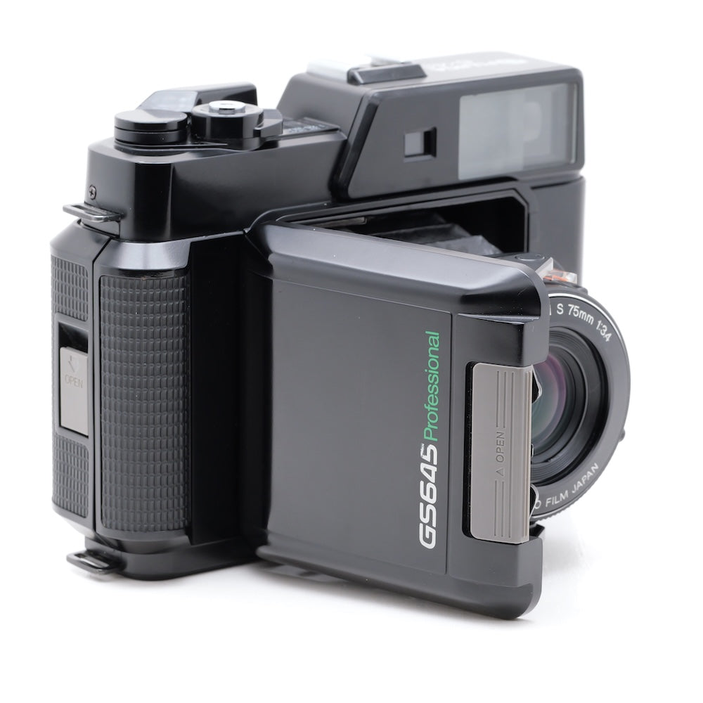 FUJIFILM GS645 Professional フィルムカメラ フジフィルム