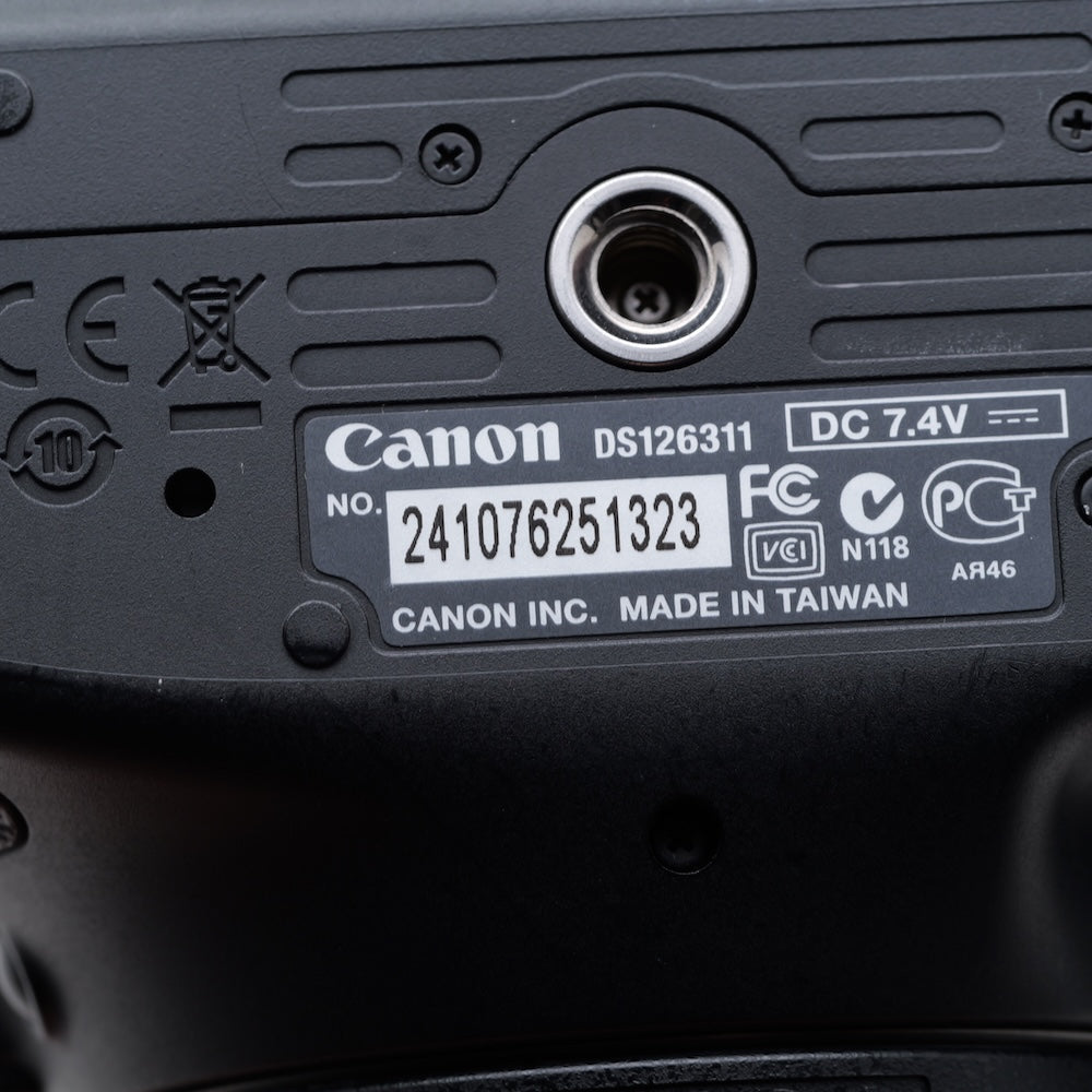 Canon EOS Kiss X5 EF 18-55mm F3.5-5.6 IS II レンズキット デジタル一眼レフ キヤノン EFマウント