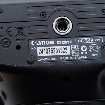 Canon EOS Kiss X5 EF 18-55mm F3.5-5.6 IS II レンズキット デジタル一眼レフ キヤノン EFマウント