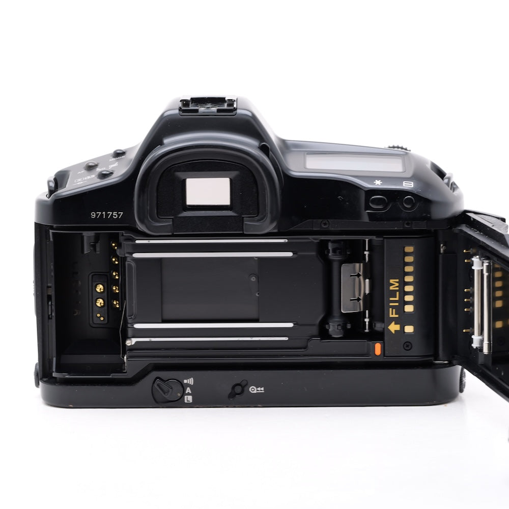 Canon EOS-1N フィルムカメラ キヤノン EFマウント