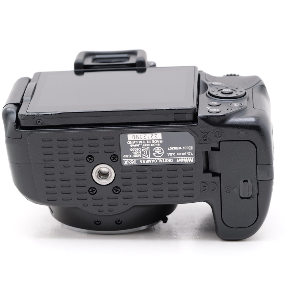 Nikon D5300 デジタル一眼レフ ニコン Fマウント