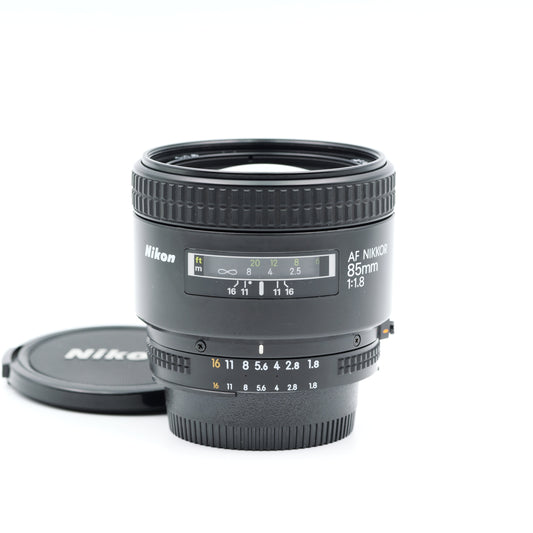 Nikon AF NIKKOR 85mm F1.8 レンズ ニコン Fマウント