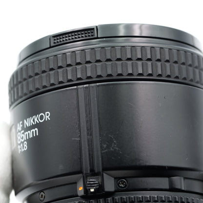 Nikon AF NIKKOR 85mm F1.8 レンズ ニコン Fマウント
