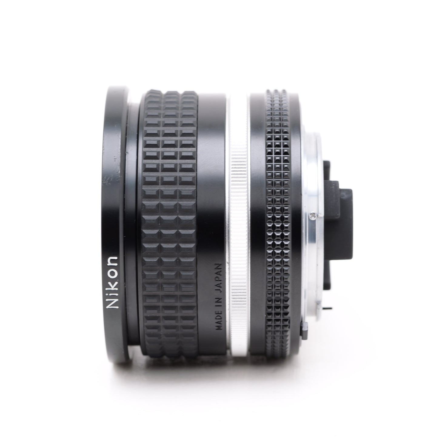 Nikon Ai-S NIKKOR 20mm f2.8 レンズ ニコン Fマウント