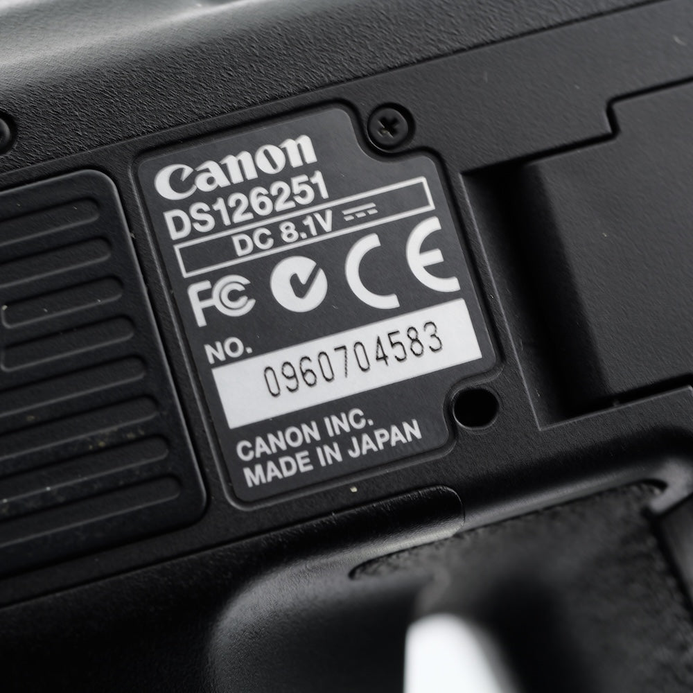 Canon EOS 7D デジタル一眼レフ キヤノン EF/EF-Sマウント
