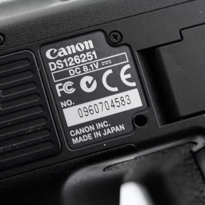 Canon EOS 7D デジタル一眼レフ キヤノン EF/EF-Sマウント