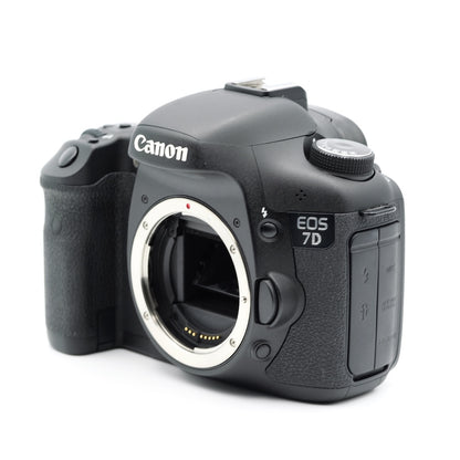 Canon EOS 7D デジタル一眼レフ キヤノン EF/EF-Sマウント