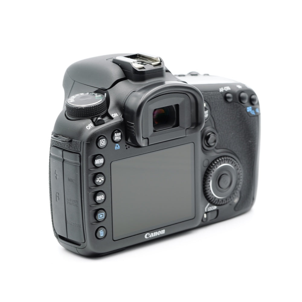 Canon EOS 7D デジタル一眼レフ キヤノン EF/EF-Sマウント