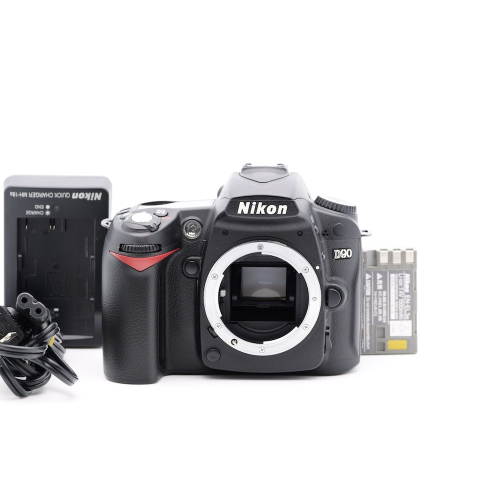 Nikon D90 デジタル一眼レフ ニコン Fマウント
