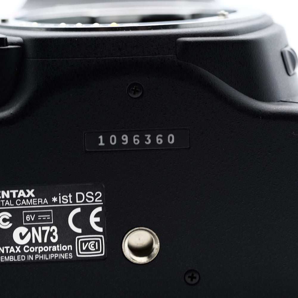 PENTAX *ist DS2 デジタル一眼レフ ペンタックス Kマウント