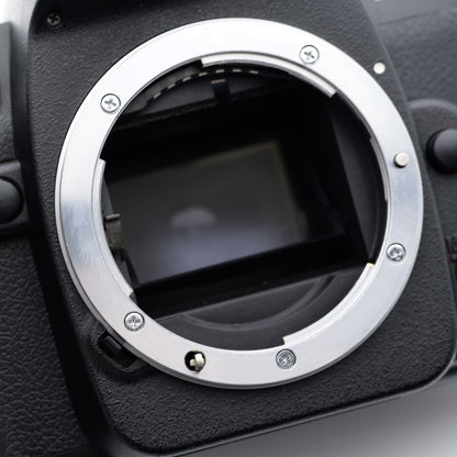 Nikon F80D フィルムカメラ ニコン Fマウント