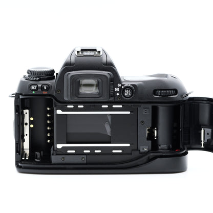 Nikon F80D AF 28-80mm F3.3-5.6G フィルムカメラ ニコン Fマウント