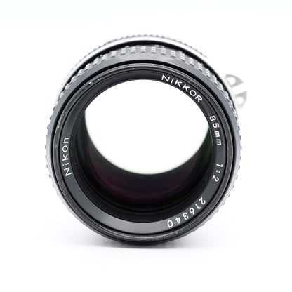 Nikon Ai NIKKOR 85mm F2 レンズ ニコン Fマウント