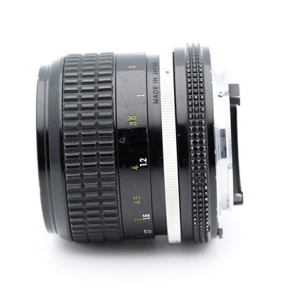 Nikon Ai NIKKOR 85mm F2 レンズ ニコン Fマウント