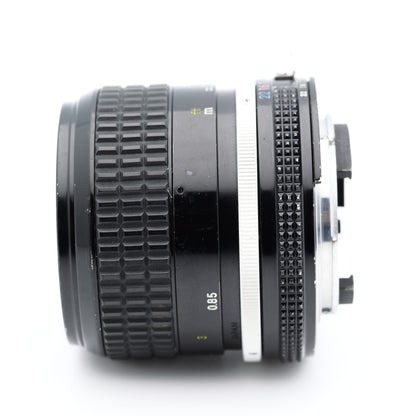 Nikon Ai NIKKOR 85mm F2 レンズ ニコン Fマウント