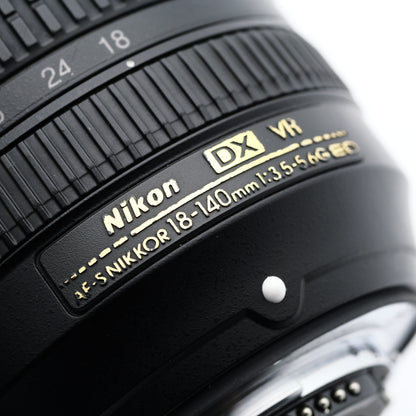 Nikon AF-S DX NIKKOR 18-140mm F3.5-5.6G ED VR レンズ ニコン Fマウント