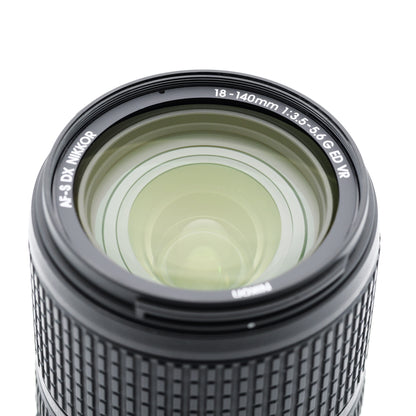 Nikon AF-S DX NIKKOR 18-140mm F3.5-5.6G ED VR レンズ ニコン Fマウント
