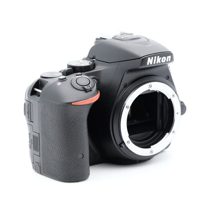 Nikon D5500 デジタル一眼レフ ニコン Fマウント