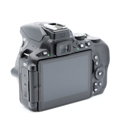 Nikon D5500 デジタル一眼レフ ニコン Fマウント